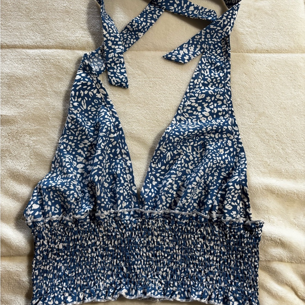 blue and white cheetah print top